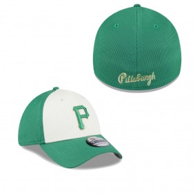 Men's Pittsburgh Pirates White Green 2024 St. Patrick's Day 39THIRTY Flex Fit Hat