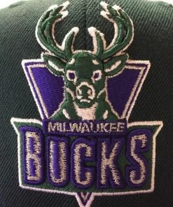 Milwaukee Bucks Mitchell & Ness NBA Snapback Hat Cap Hardwood Classics HWC