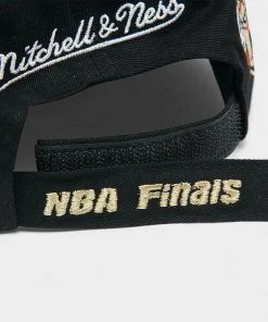 Chicago Bulls Mitchell & Ness Strapback Hat 1998 NBA Finals Champions Cap Black