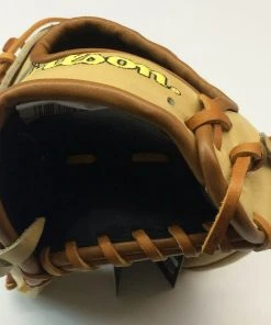 2022 Wilson A2000 1799 Outfield Glove 12.75
