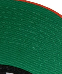 New York Knicks Mitchell & Ness NBA Snapback Hat 2Tone Hardwood Classics Cap