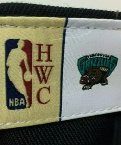 Vancouver Grizzlies Mitchell & Ness NBA Snapback Hat RARE LIMITED Cap Memphis