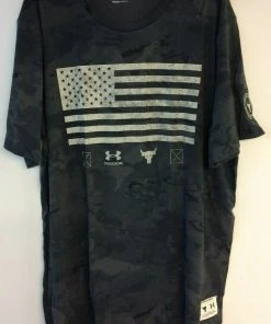 Under Armour Men's UA Project Rock Vet Day Flag T-Shirt Dwayne "Rock" Johnson