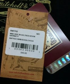 Kevin Garnett Boston Celtics Hall Of Fame HOF Mitchell & Ness NBA T-Shirt 13 Kevin Garnett Boston Celtics Hall Of Fame HOF Mitchell & Ness NBA T-Shirt