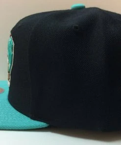 Vancouver Grizzlies Mitchell & Ness NBA Snapback Hat RARE LIMITED Cap Memphis
