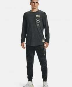 Under Armour Men's UA Project Rock Vet Day Long Sleeve Dwayne