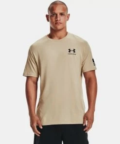 Under Armour Mens UA New Freedom Banner T Short Sleeve Graphic T-Shirt SS Tee 38 Under Armour Mens UA New Freedom Banner T Short Sleeve Graphic T-Shirt SS Tee