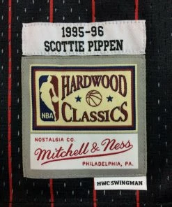 Scottie Pippen Chicago Bulls Mitchell & Ness NBA 1995-1996 Authentic Jersey HWC
