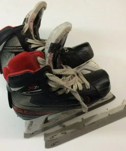 Bauer Vapor X2.7 Junior Goalie Skates Size 4 With Extra Pair Of LS3G+ Blades Bauer Hockey