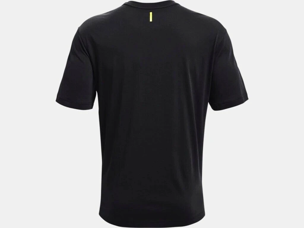 Under Armour Mens UA Hoops Finish LIne Slam Dunk Short Sleeve Graphic T-Shirt SS 2 Under Armour Mens UA Hoops Finish LIne Slam Dunk Short Sleeve Graphic T-Shirt SS