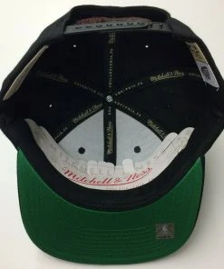 New Jersey Nets Mitchell & Ness NBA Snapback Hat Navy Hardwood Cap Brooklyn