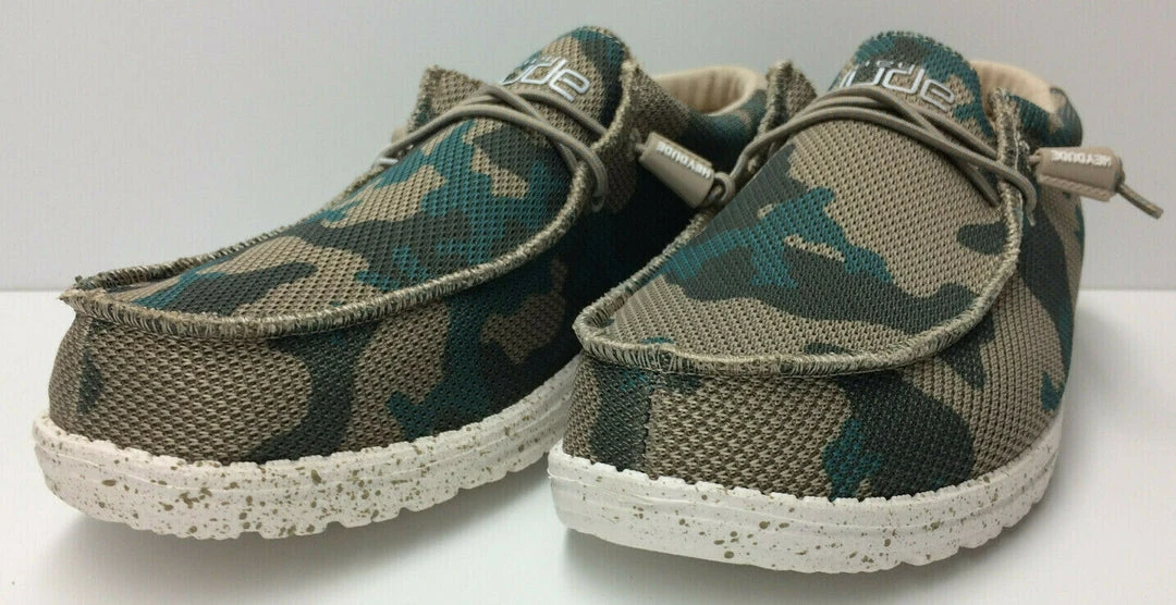 Hey Dude Wally Sox Safari Camo Men's Lightweight SlipOn Casual Comfortable Shoes 2 Hey Dude Wally Sox Safari Camo Men's Lightweight SlipOn Casual Comfortable Shoes