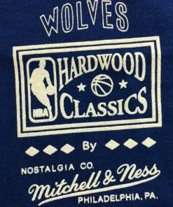 Kevin Garnett Minnesota Timberwolves Hall Of Fame Mitchell & Ness NBA T-Shirt