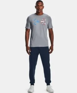 Under Armour Mens UA Freedom Hook Logo Short Sleeve Graphic T-Shirt SS Tee