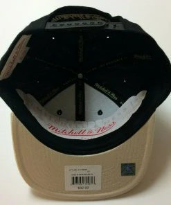 Milwaukee Bucks Mitchell & Ness NBA Snapback Hat 2Tone Flat Brim Adjustable Cap