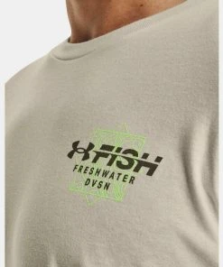 Under Armour Mens UA Fish Bass Waterblur Graphic Short Sleeve Graphic T-Shirt 12 Under Armour Mens UA Fish Bass Waterblur Graphic Short Sleeve Graphic T-Shirt